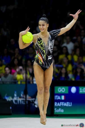 app f ball raffaeli sofia ita sfe06219 simone ferraro ph